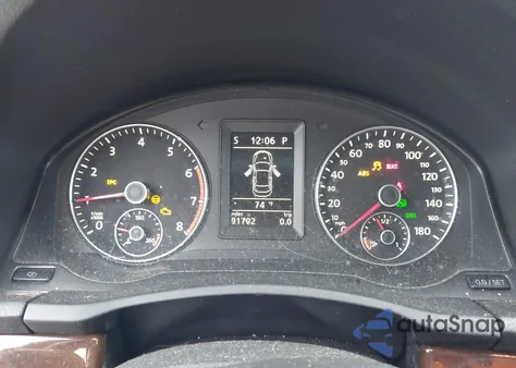 2010 Volkswagen Eos Lux z USA, uszkodzony, nr VIN WVWFA7AH0AV011881